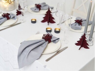 Kalėdiniai stalo papuošimai „Eglutė“ burgundiška 2