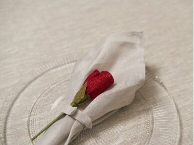Servetėlių rinkinys smėlinis „6 raudonos rožės“