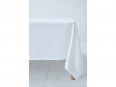 White tablecloth SATEN 2