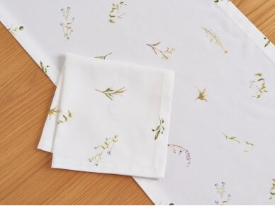 Table runner LAMINA white with flowers 2