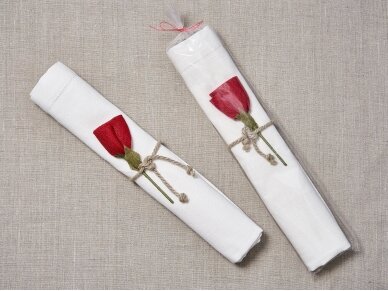 Takelis mereškuotas balto lino „Rožė“