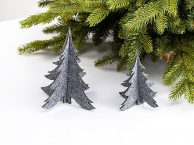 Kalėdiniai stalo papuošimai „Eglutė“ šviesiai pilka
