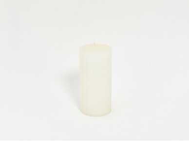 Žvakė balta skaidri cilindro formos