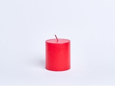 Žvakė raudona cilindro formos
