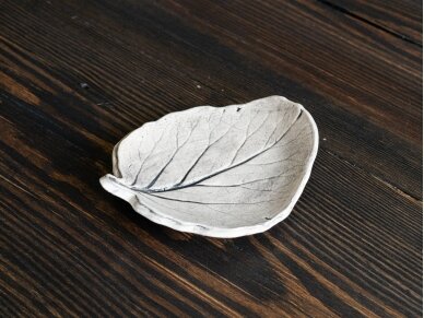 Ceramic candlestick "White Leaf"